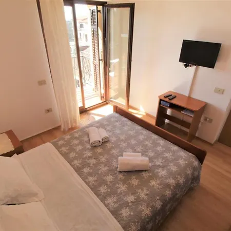 With Pool Albina 4* Valizza