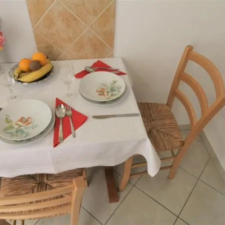 Guest house With Pool Albina 4*