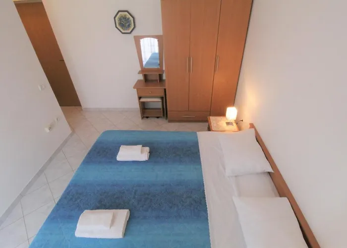 With Pool Albina Konukevi 4*