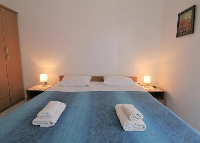 With Pool Albina Konukevi 4*