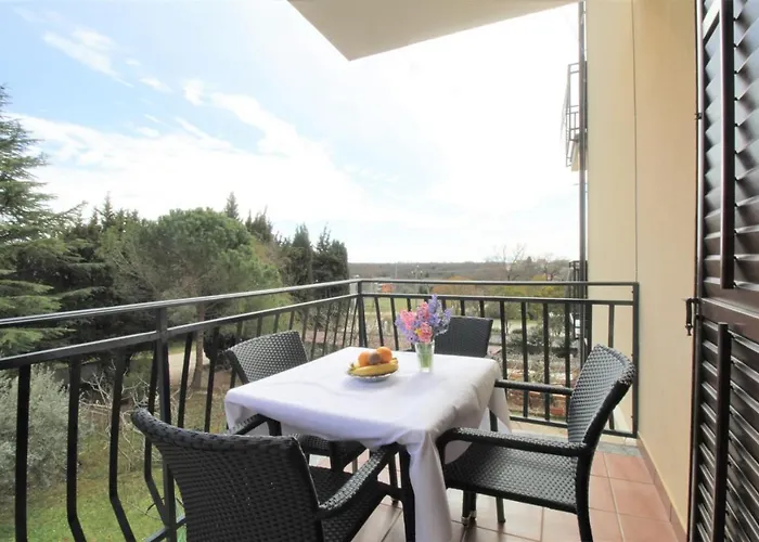 With Pool Albina 4* Valizza