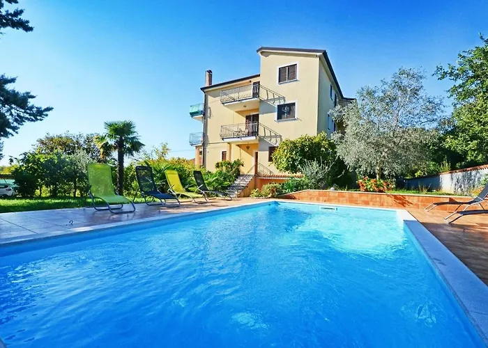 With Pool Albina 4* Valizza