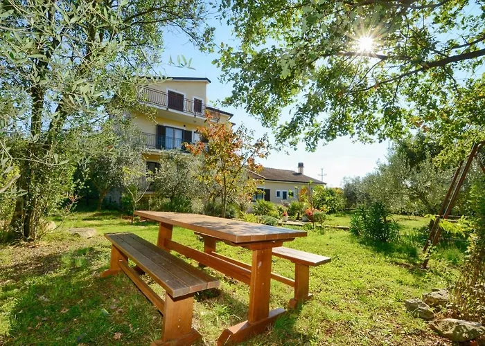 Πανσιόν With Pool Albina 4*